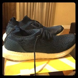 Adidas Ultraboost Uncaged PARLEY *legend blue*